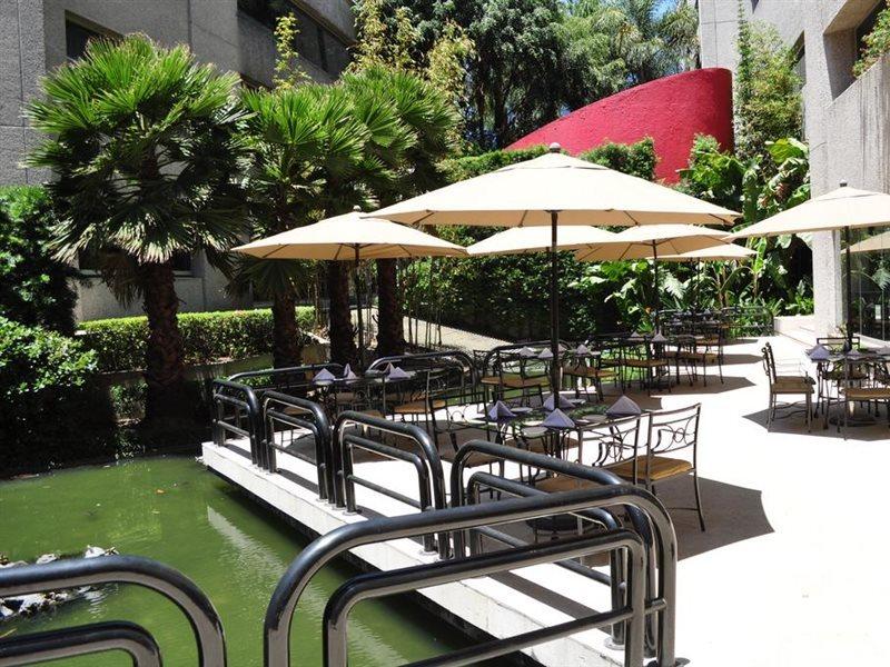 Royal Pedregal Hotel Mexikóváros Kültér fotó The outdoor café