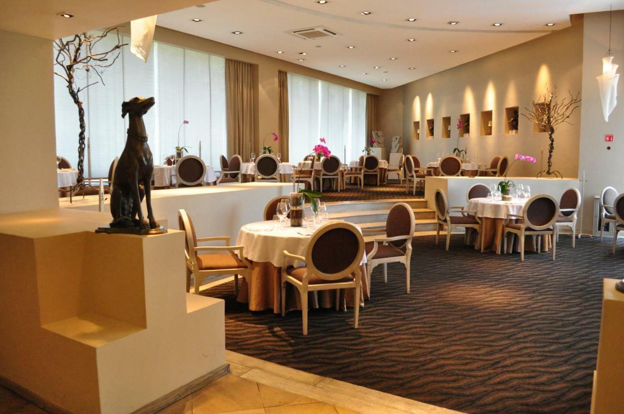 Royal Pedregal Hotel Mexikóváros Kültér fotó Restaurant "Schiff"