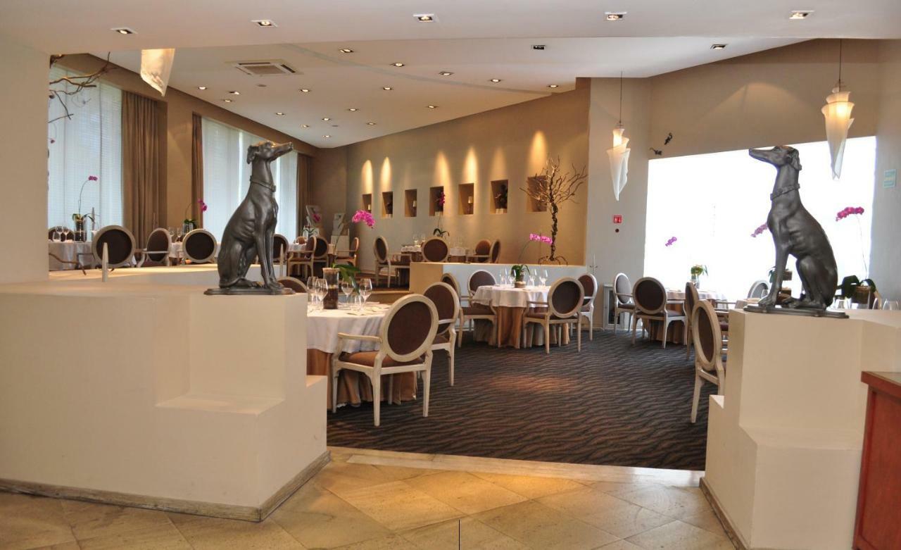 Royal Pedregal Hotel Mexikóváros Kültér fotó Restaurant "Le C'est Quoi"